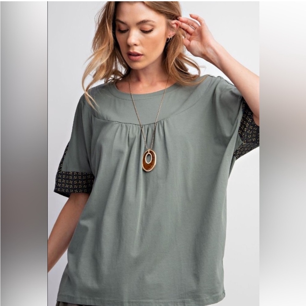 NWT Easel Cotton Jersey Top - Size M